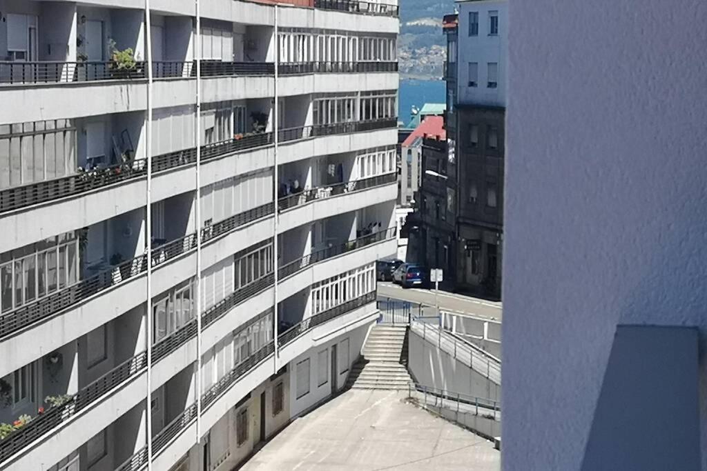 Apartamento Piso moderno con garaje en el centro de Vigo Exterior foto