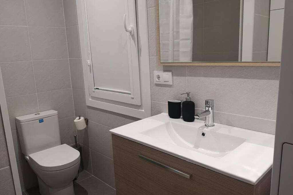 Apartamento Piso moderno con garaje en el centro de Vigo Exterior foto