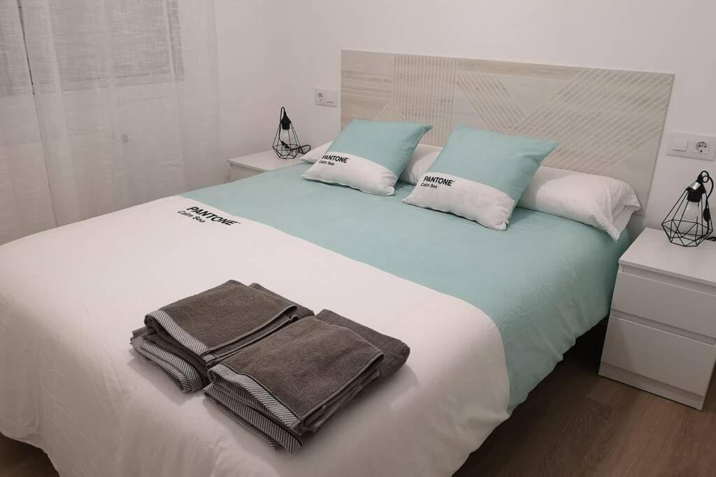 Apartamento Piso moderno con garaje en el centro de Vigo Exterior foto